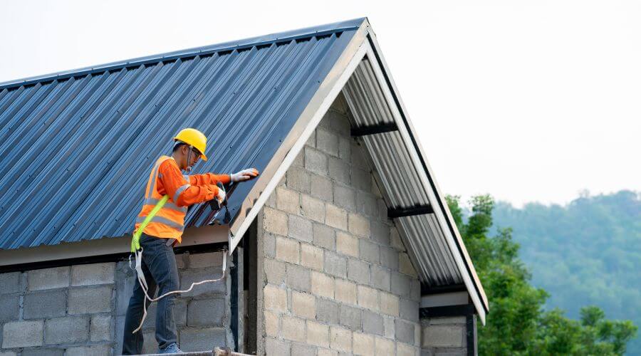 Expert Emergency Roof Repairs services in Garibaldi, OR